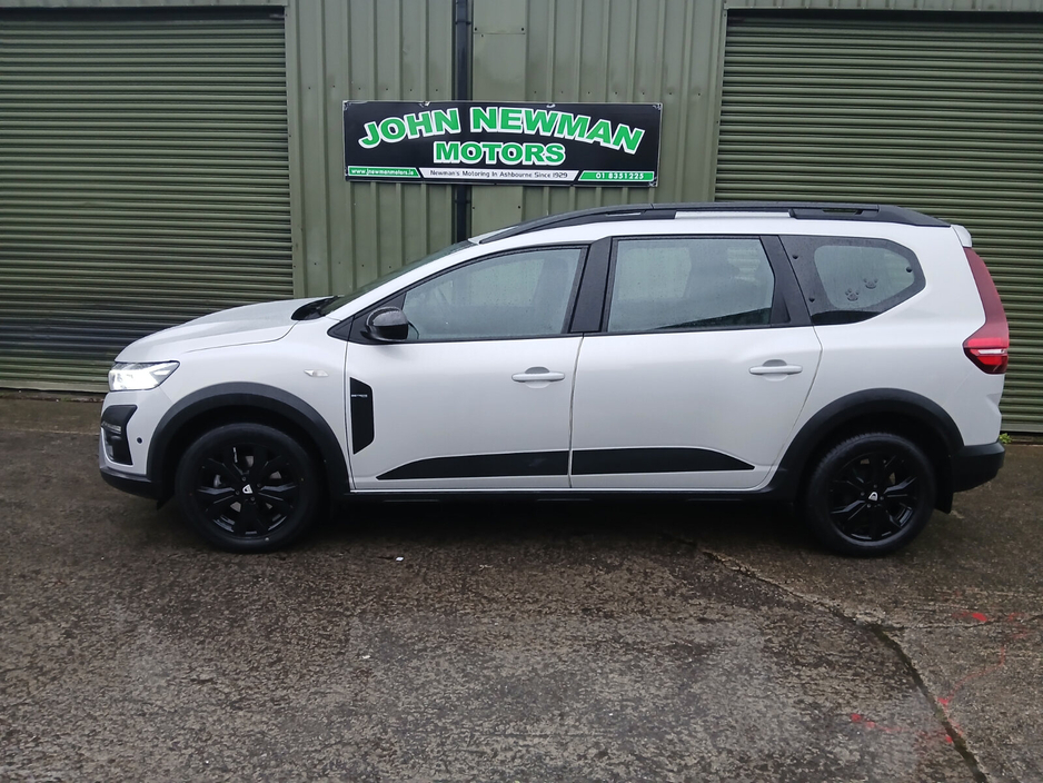 2023 Dacia Jogger TCe 110 Extreme SE €18,750