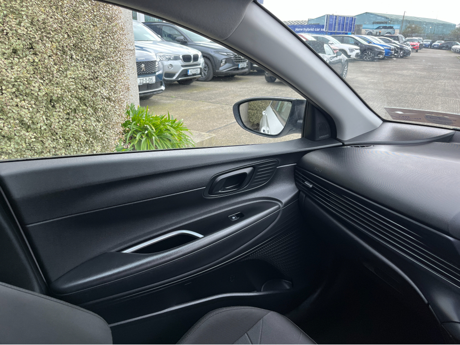 2022 Hyundai Bayon - image 15