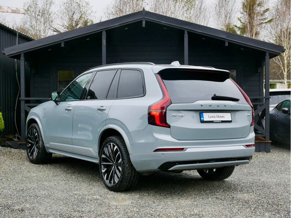 2026 Volvo XC90 - image 4