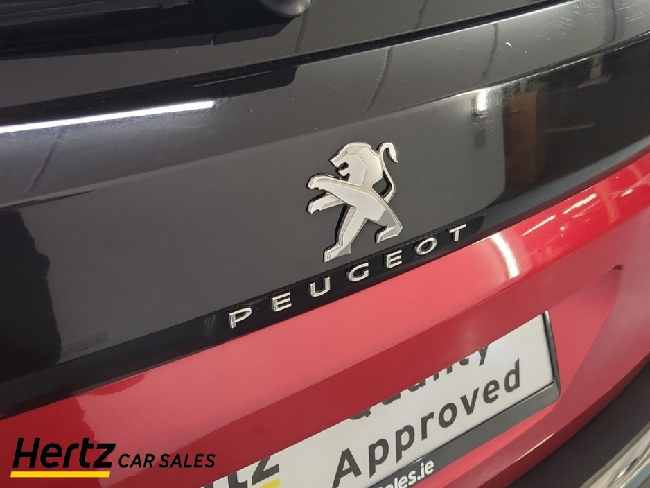 2023 Peugeot 3008 - image 10