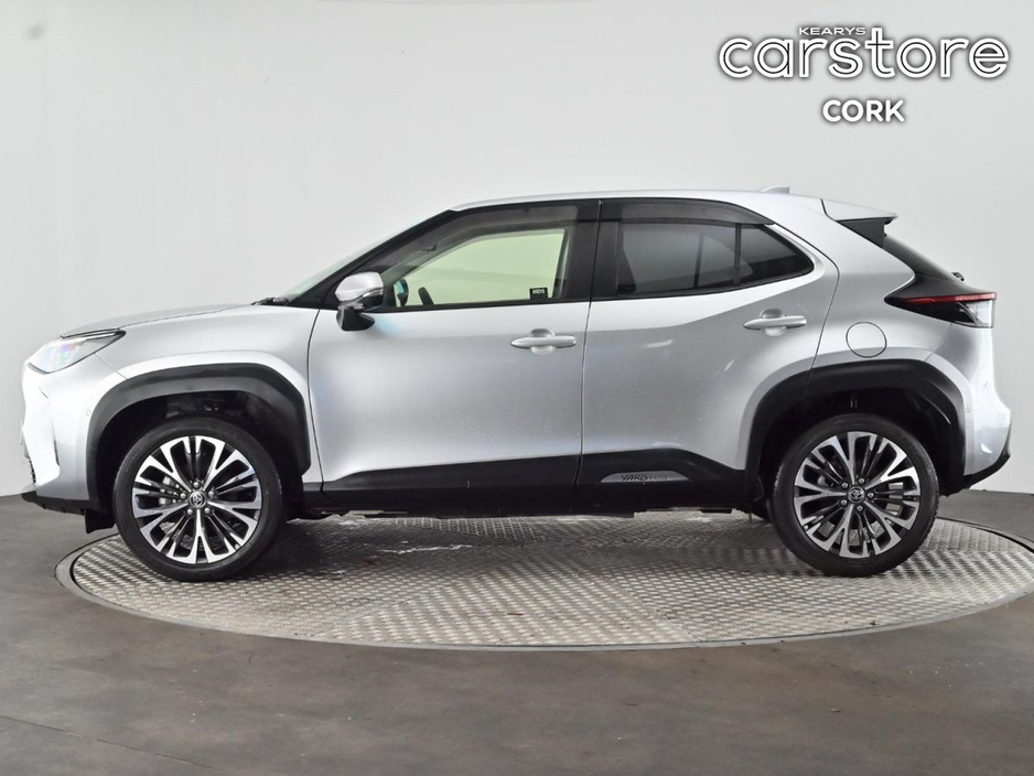 2021 Toyota Yaris Cross 1.5 Hybrid CVT Luna Sport