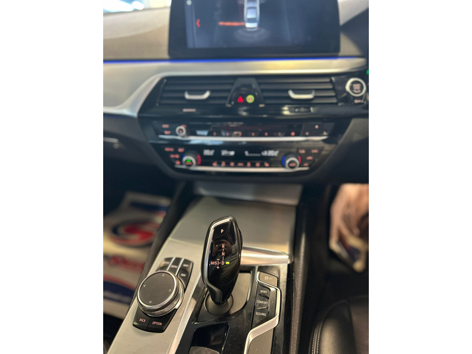 2018 BMW 5 Series SE AUTO 520 D €20,950