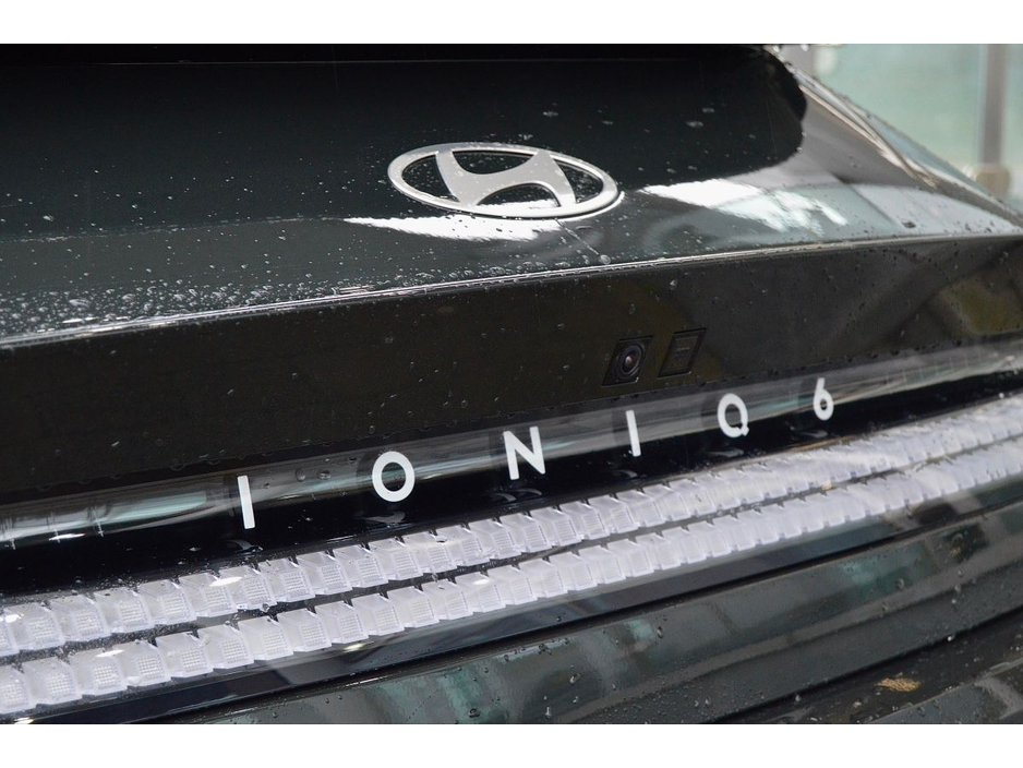 2025 Hyundai Ioniq 6 Ioniq 6 Signature 77kWH €37,995