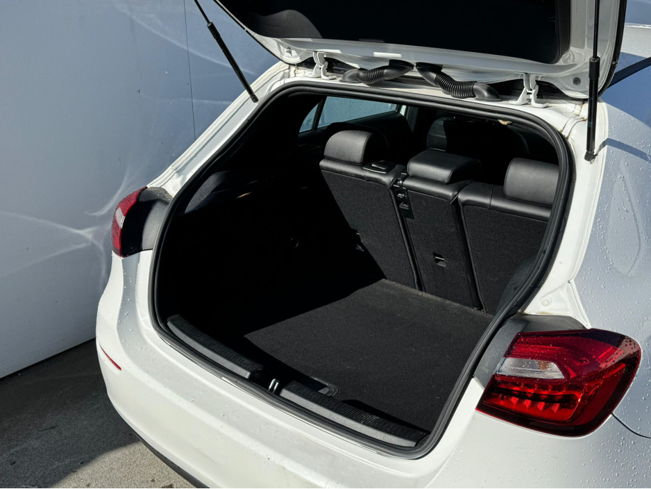 2019 Mercedes-Benz A Class - image 14