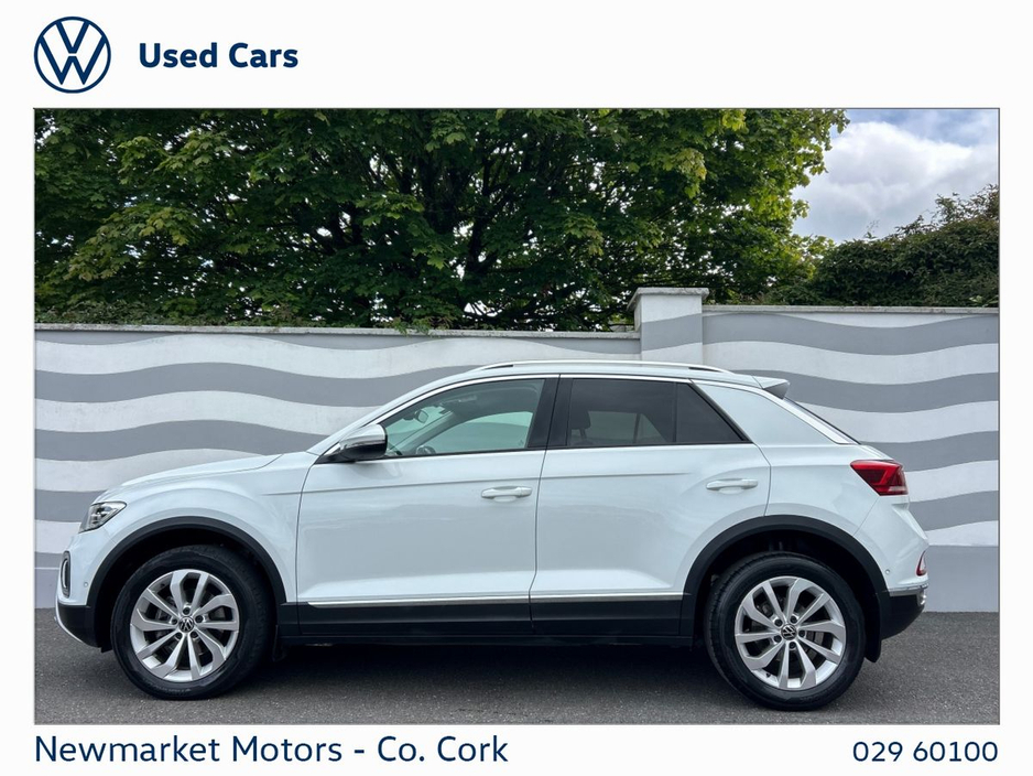 2023 Volkswagen T-Roc - image 15