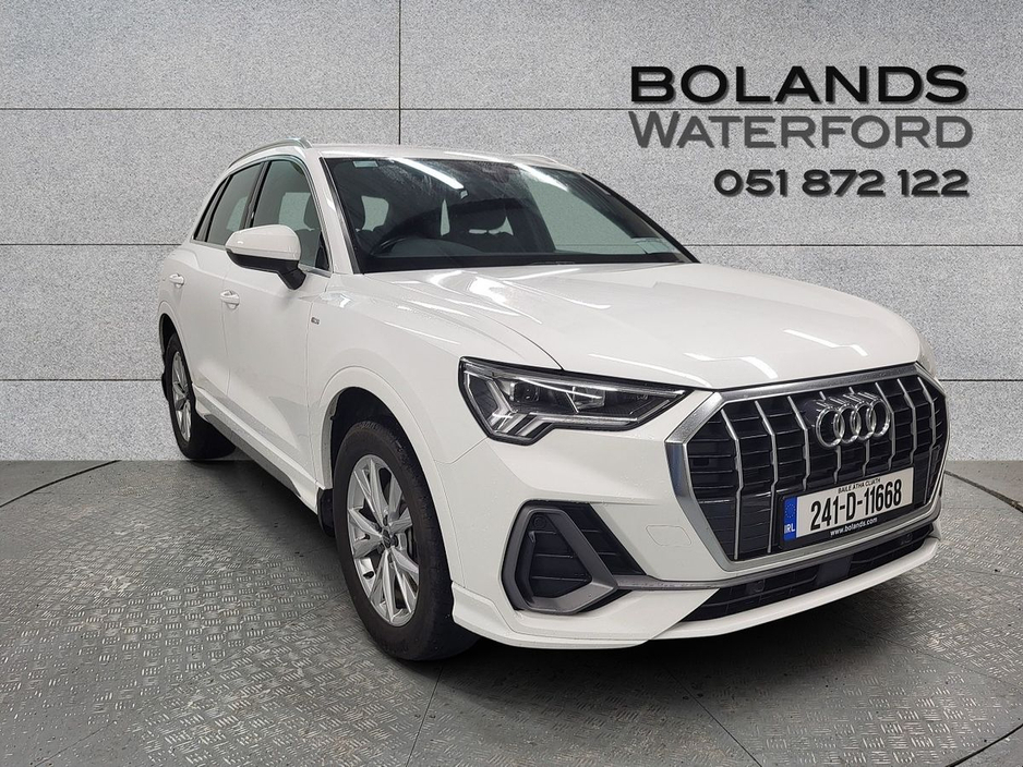 2024 Audi Q3 45 TFSI E S Tronic S line €43,975