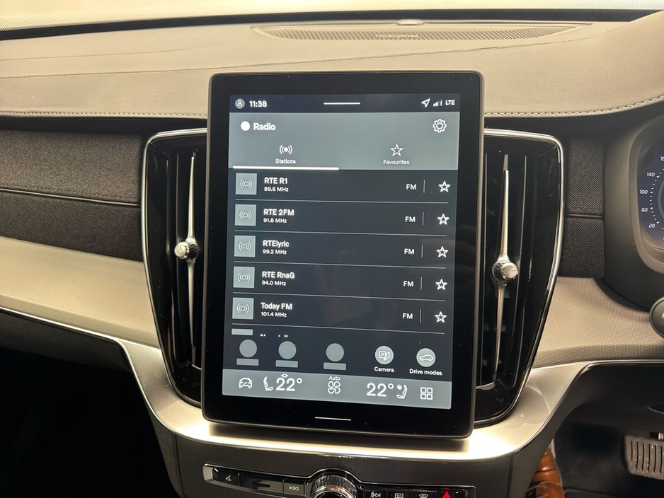 2026 Volvo XC90 - image 15