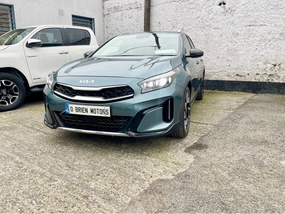 2023 Kia XCeed - image 35