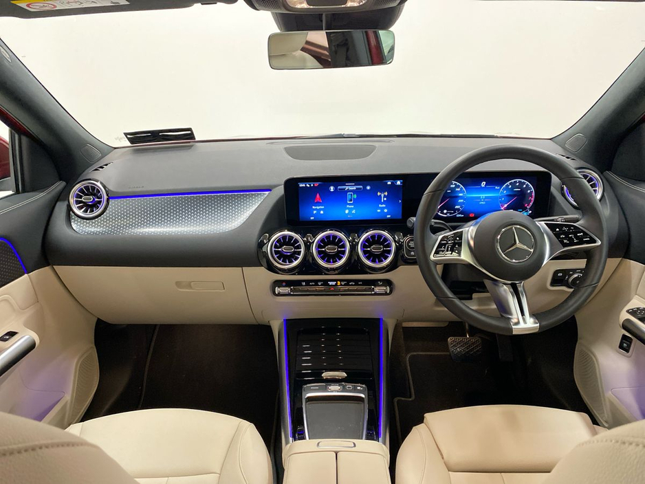2025 Mercedes-Benz GLA Class - image 2