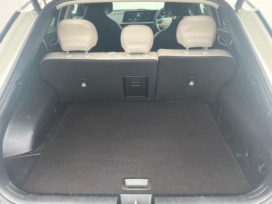 2021 Kia EV6 - image 10