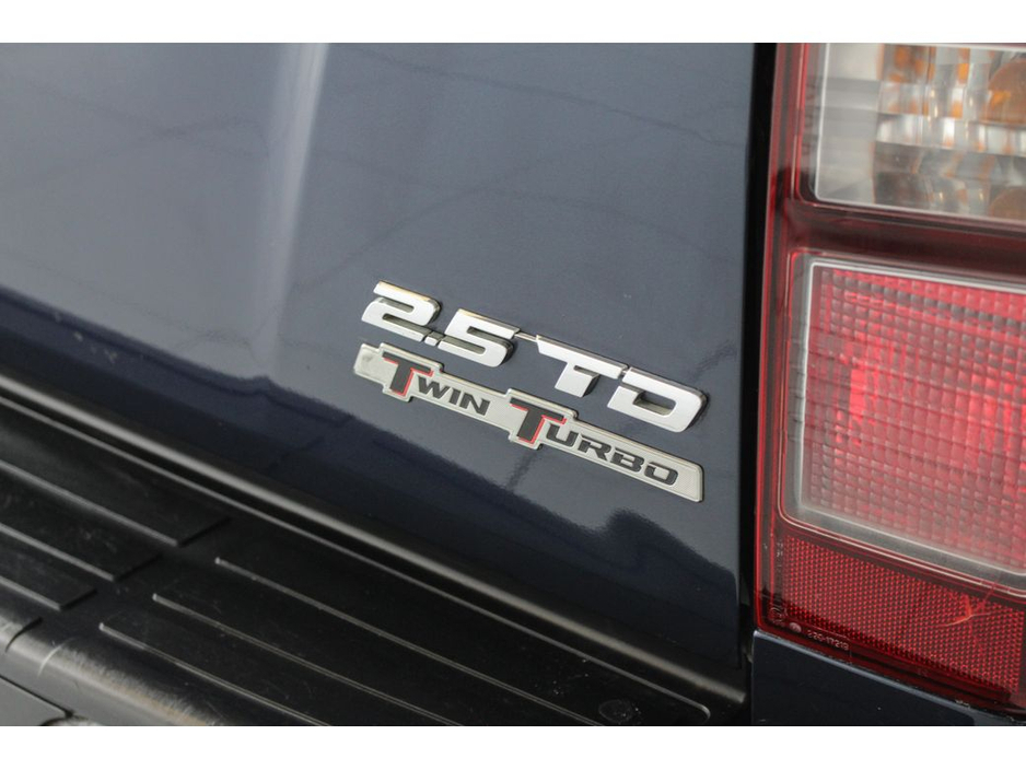 2017 Isuzu D-MAX - image 24