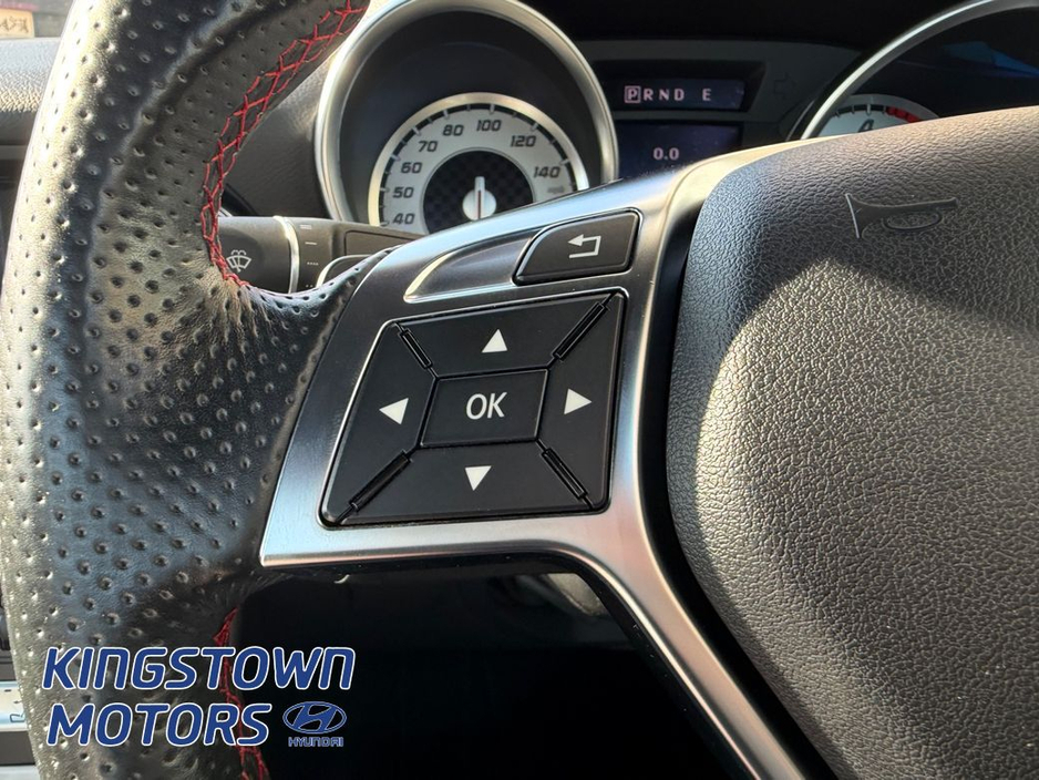 2015 Mercedes-Benz SLK Class - image 7