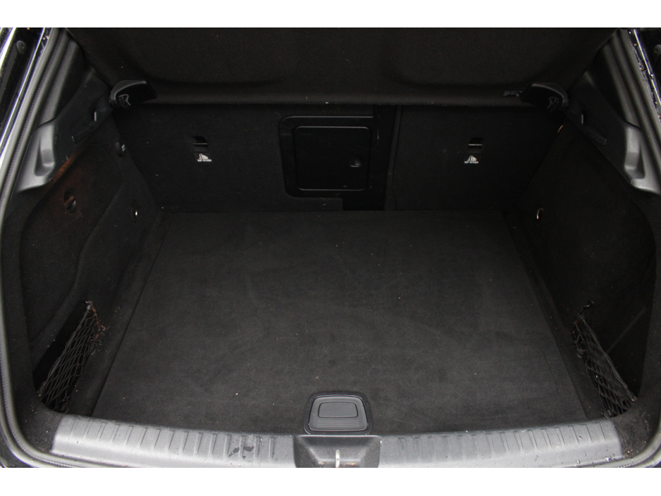 2017 Mercedes-Benz GLA Class GLA220 D 4MATIC AMG-LINE PREMIUM 5DR ESTATE 4 MATIC AUTO //  STUNNING CAR FINISHED IN BLACK // BUY WITH CONFIDENCE AA AND SIMI APPROVED DEALER 2026 // FINANCE ARRANGED // ALL TRADE INS WELCOME //