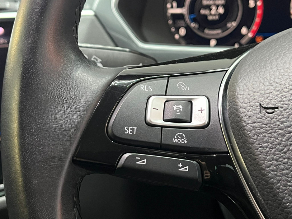 2018 Volkswagen Tiguan €24950! 2018 VW TIGUAN 2.0 TDI AUTOMATIC 4 MOTION HEATED LEATHER SEATS FRONT & REAR - CRUISE CONTROL - CARPLAY/ANDROID AUTO - REVERSE CAMERA - MEMORY SEATS - HEADS UP DISPLAY - €24,950