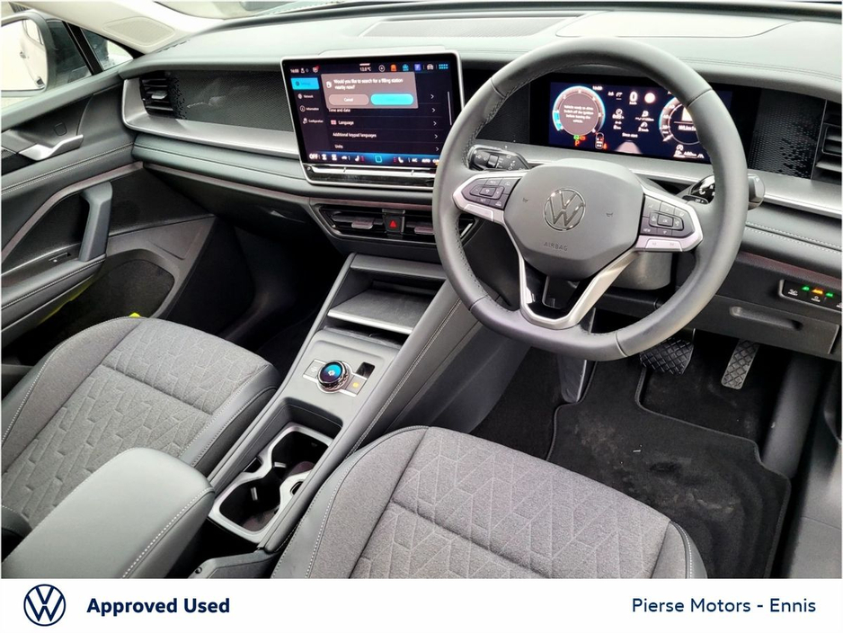 2026 Volkswagen Tayron - image 2