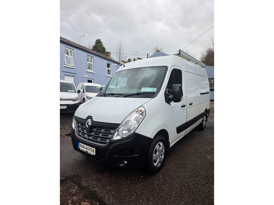 2017 Renault Master FWD MM35 DCI 130 BUSINE BUSINESS+ EU6 €10,000