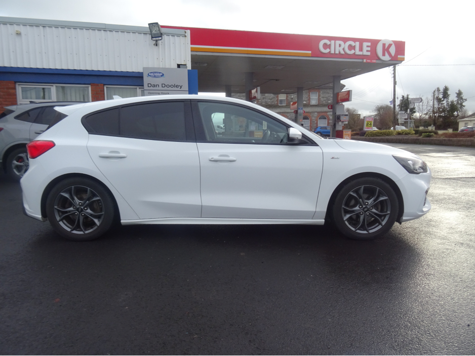 2019 Ford Focus ST-LINE 1.0 ECOBOOST 125 125PS 4DR €18,450