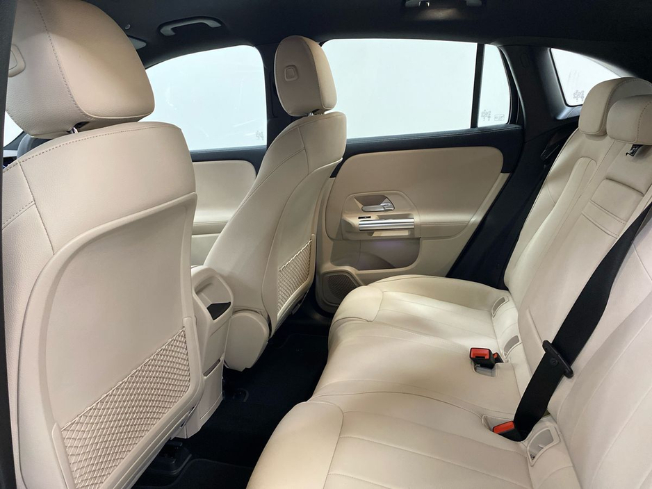 2026 Mercedes-Benz EQA - image 4