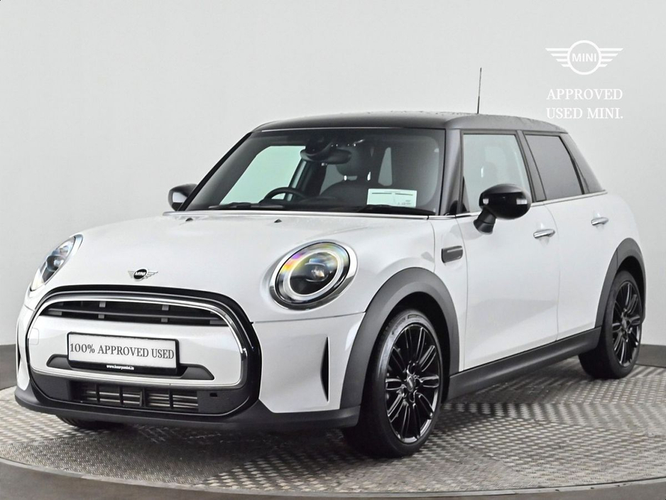 2024 MINI Hatch 5-Door Cooper Exclusive €35,900