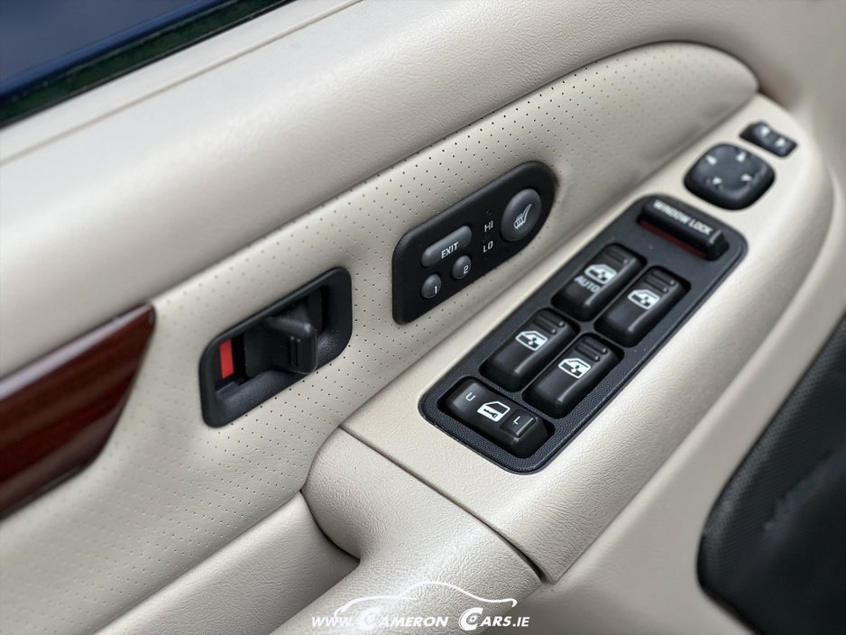 2002 Cadillac Escalade V8 SPORT TRUCK €14,950