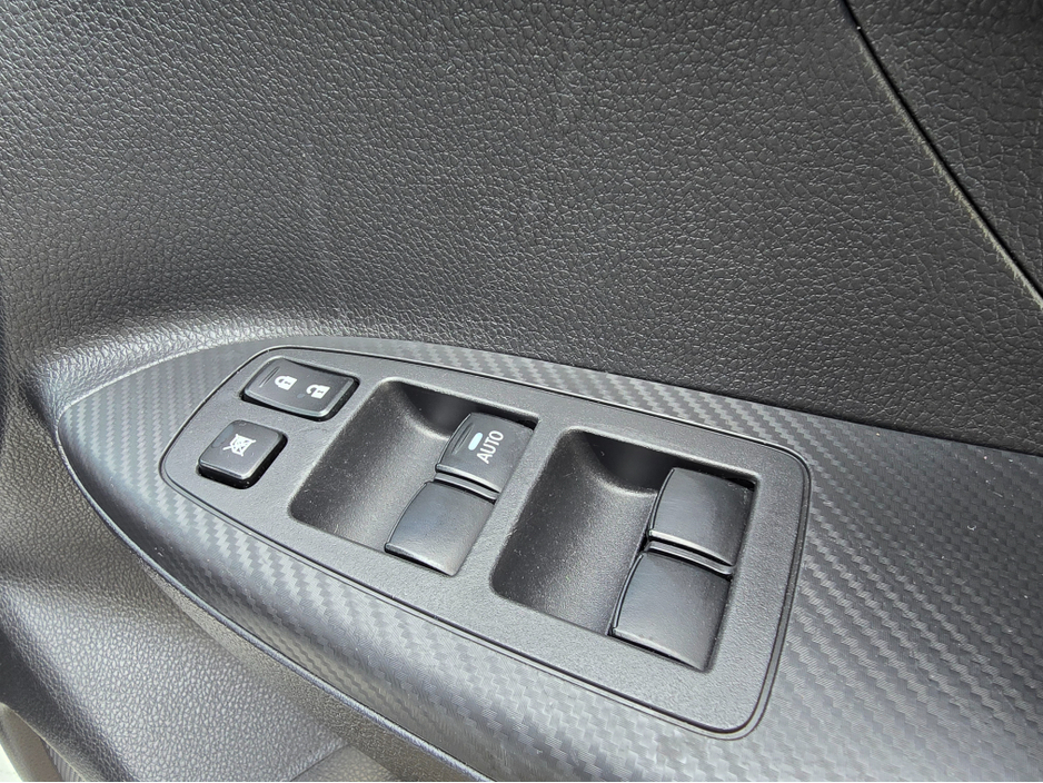 2018 Mitsubishi Eclipse Cross - image 20