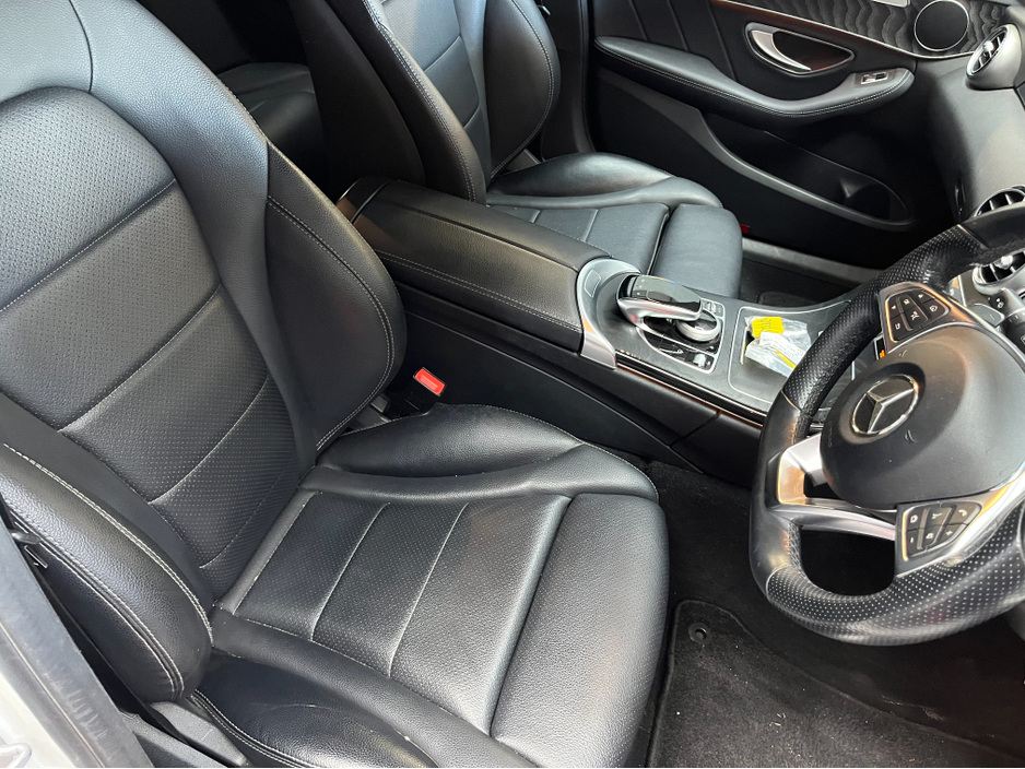 2018 Mercedes-Benz C Class - image 10