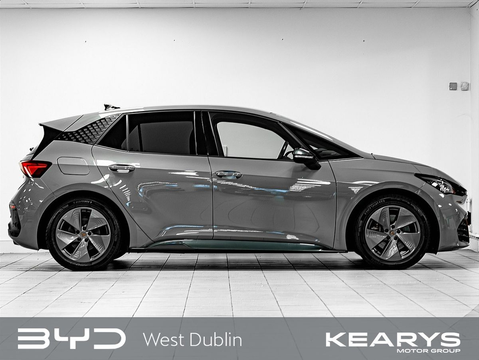 2022 Cupra Born - image 3