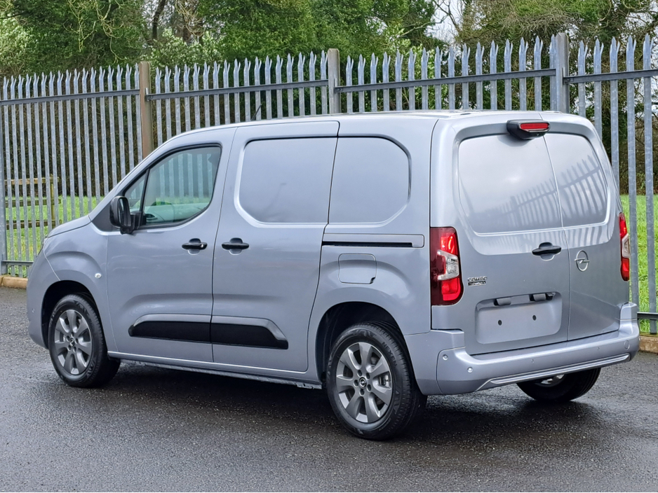 2026 Opel Combo SPORTIVE L1H1 1.5TD 130BHP **8 SPEED AUTOMATIC**TOP SPEC** €25,163