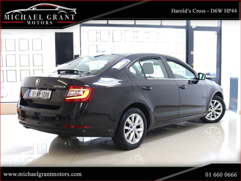 2018 Skoda Octavia - image 7