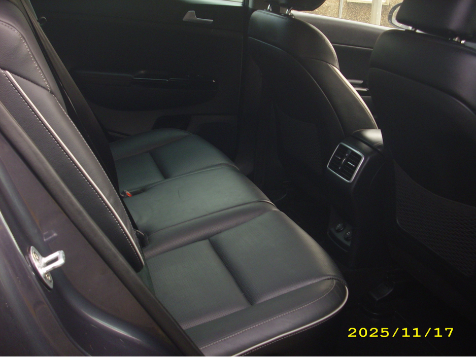 2016 Kia Sportage - image 7