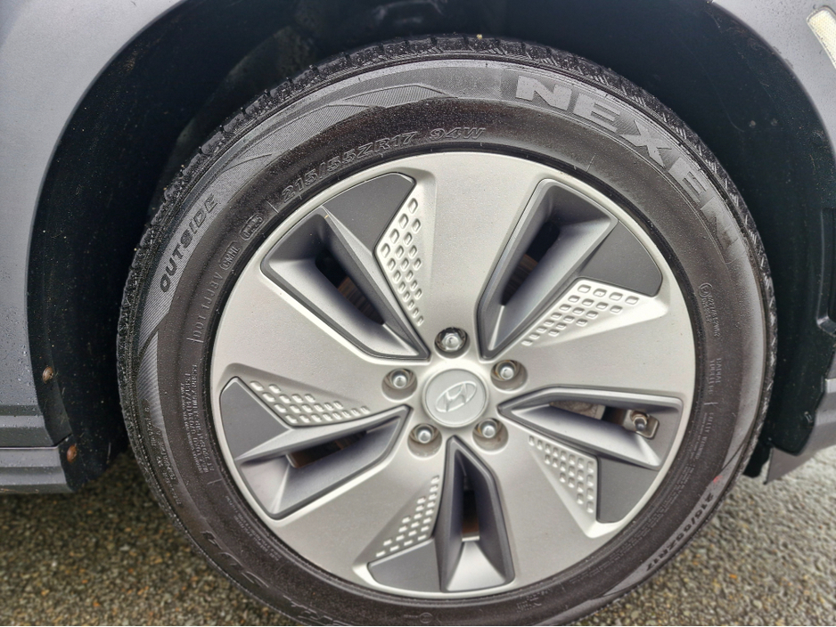 2018 Hyundai Kona - image 34