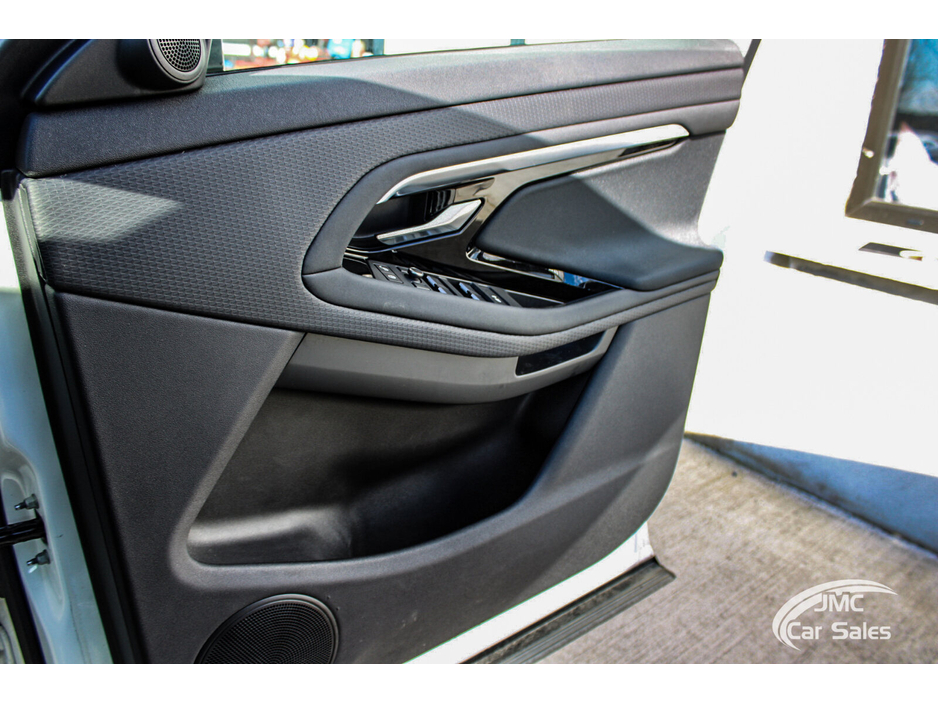 2020 Land Rover Range Rover Evoque - image 15