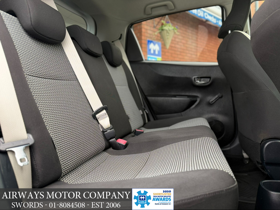 2013 Toyota Yaris 1.33 VVT-I TREND 5DR - FRESH NCT €6,950