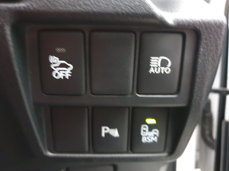 2016 Lexus IS 300 h F-SPORT * HLAF LEATHER * 2.5 SELF CHARGING HYBRID