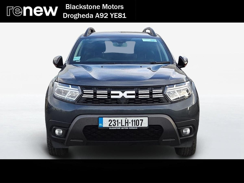 2023 Dacia Duster - image 8