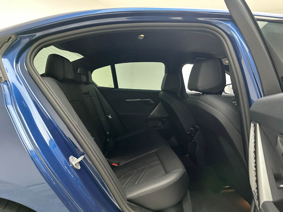 2025 BMW 5 Series 530E M SPORT €66,990