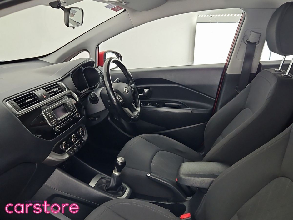 2017 Kia Rio - image 12