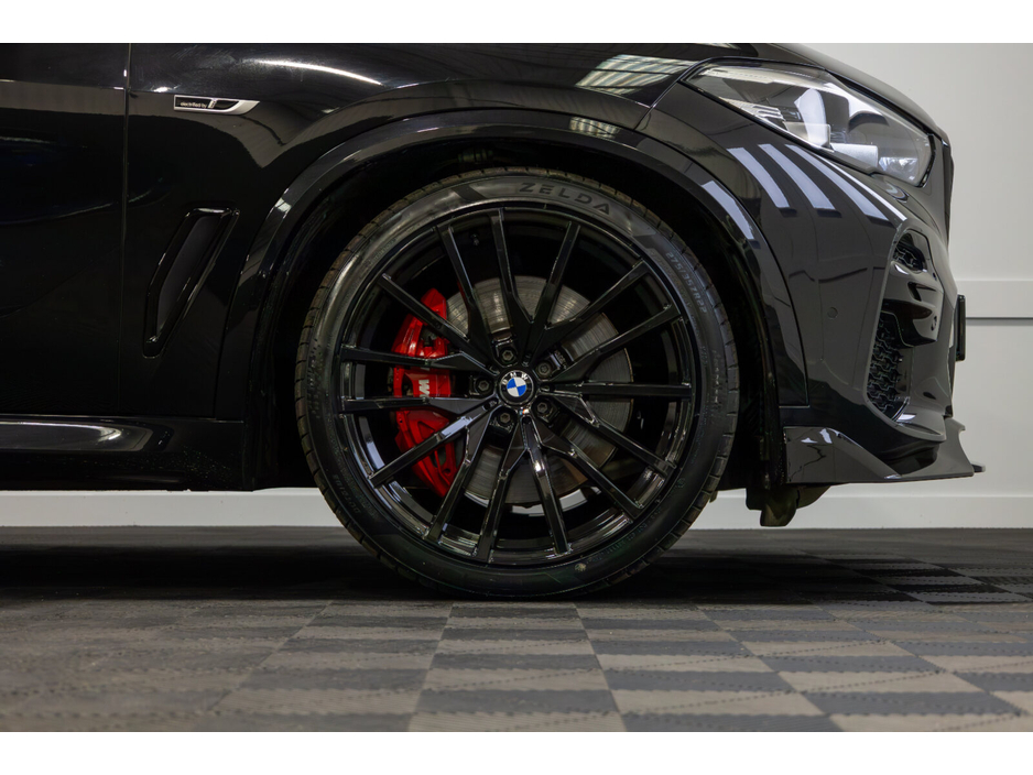 2022 BMW X5 - image 7