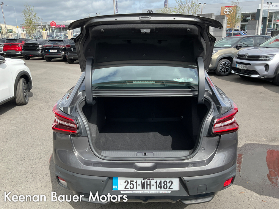 2025 Citroen Ami - image 10