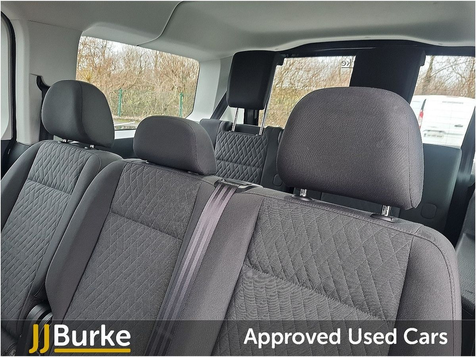 2025 Volkswagen Caddy CADDY LIFE TDI 122HP Disability Price €28,950