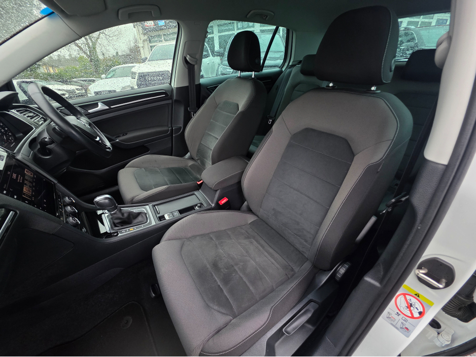 2019 Volkswagen Golf 1.4 TSI  VIRTUAL CLOCKS  REVERSE CAMERA - NAVIGATION - CARPLAY - ANDROID AUTO-   - DISCOVER PRO €18,950