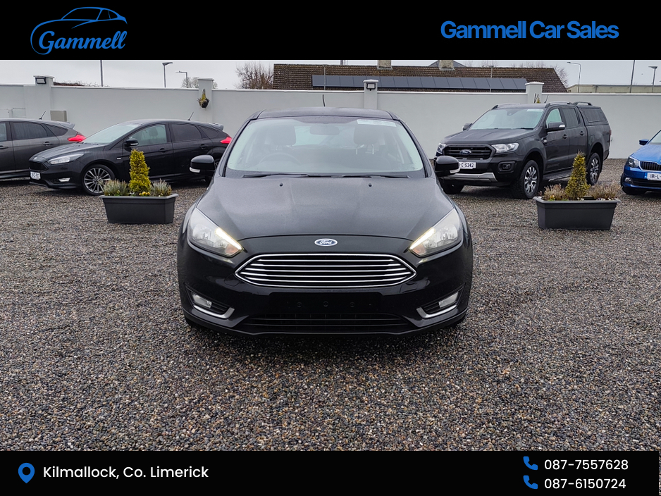 2017 Ford Focus - image 6