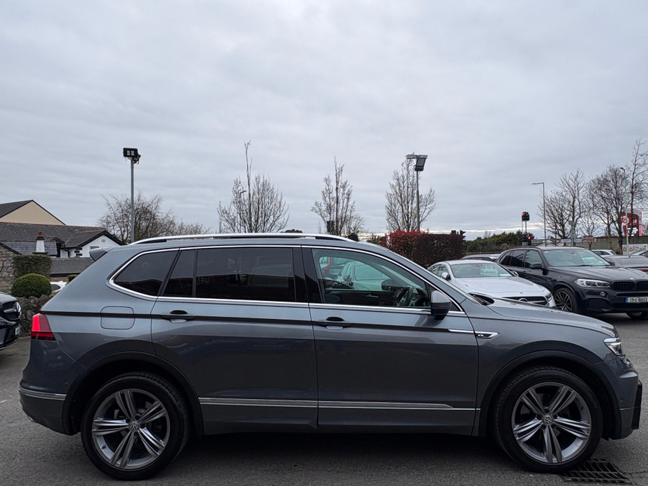 2018 Volkswagen Tiguan - image 4