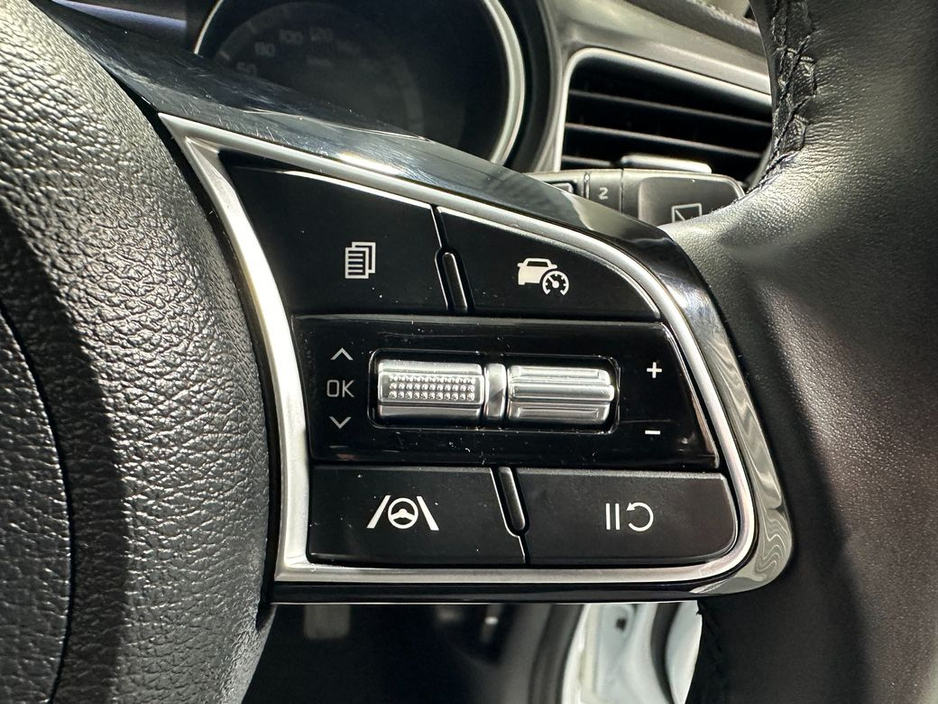 2023 Kia Ceed - image 13