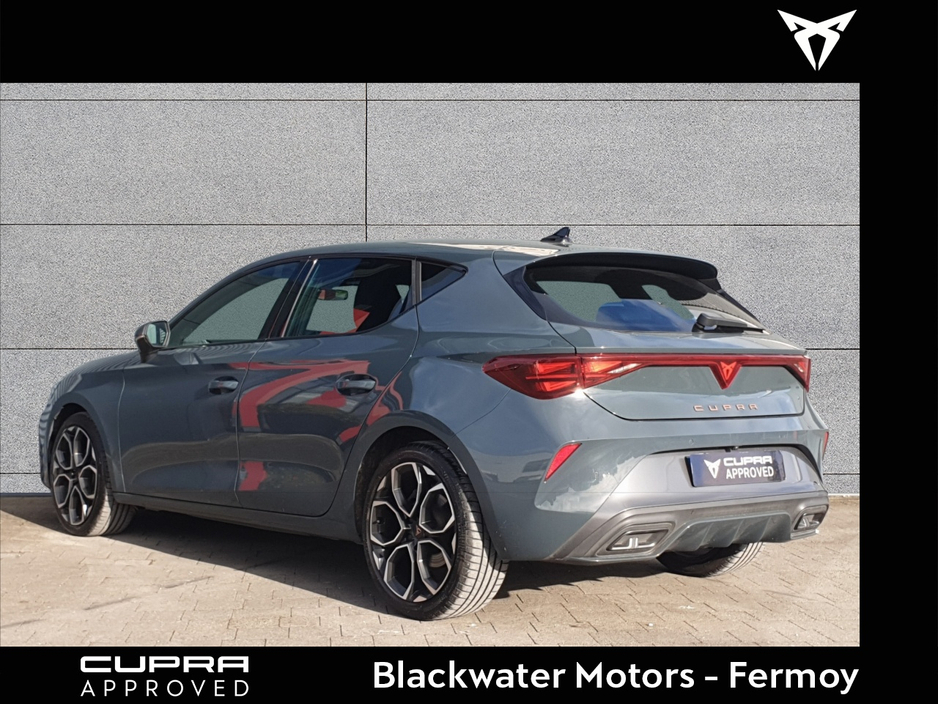 2025 Cupra Leon - image 17