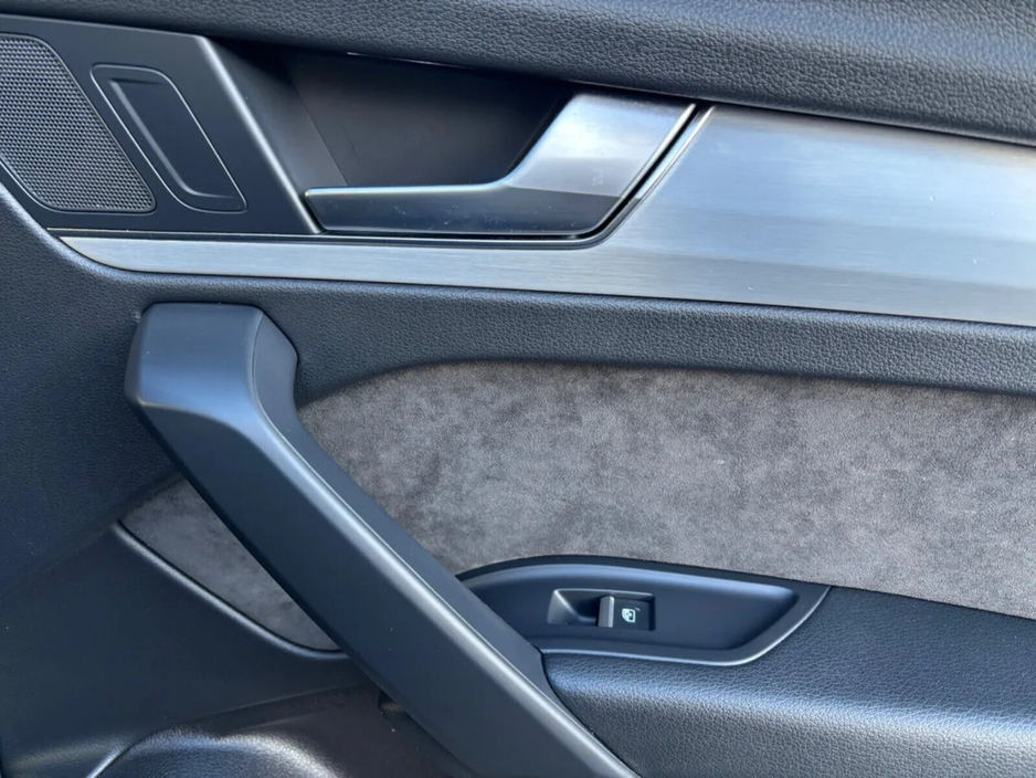 2018 Audi Q5 - image 23