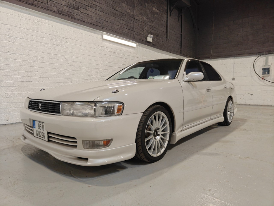 1993 Toyota Chaser - image 3