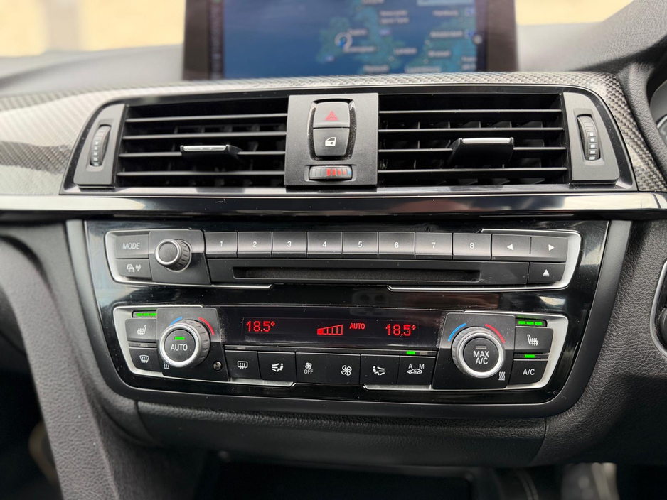 2014 BMW M4 - image 26