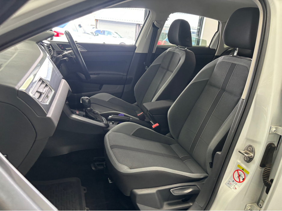 2019 Volkswagen Polo - image 13