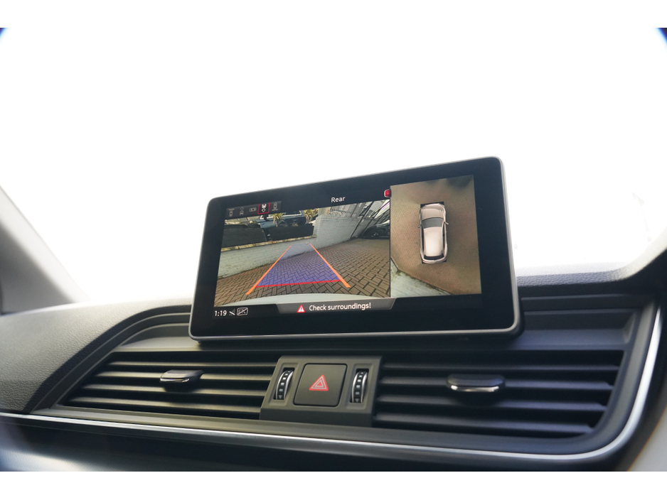 2020 Audi Q5 - image 14